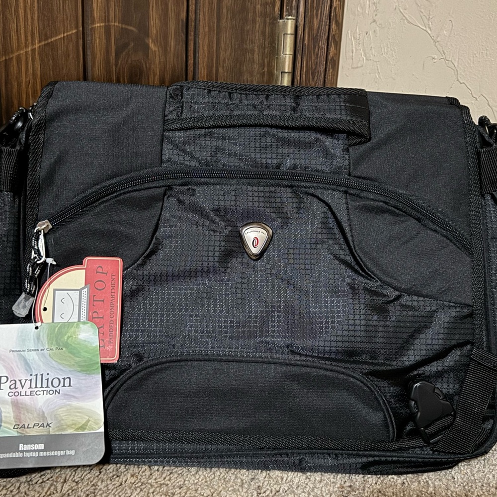Calpak Black Messenger Bag with Textured Nylon and Structured Design